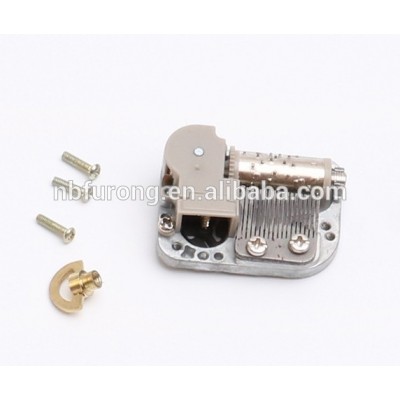 Musical movements wind up mini music box for sale